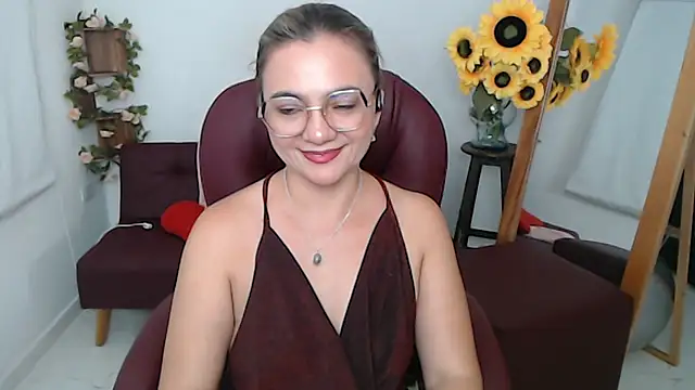 Ghada milf online show from 06-08-26, 01:28
