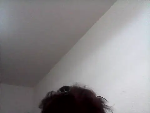 Snapshot of lickthehottie chatting on 05-04-26, 01:18 lickthehottie online show from 05-04-26, 01:18