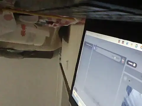 Snapshot of lickthehottie chatting on 07-09-26, 08:57 lickthehottie online show from 07-09-26, 08:57