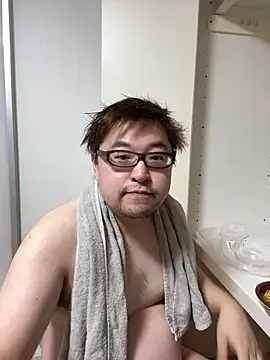 Snapshot of yuuki198912 chatting on 02-12-26, 03:51 yuuki198912 online show from 02-12-26, 03:51