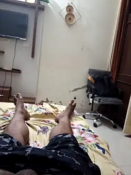 arshvir133 online show from 09-21-25, 05:25