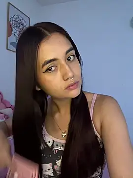 Snapshot of HallieLemon1 chatting on 01-07-26, 10:23 HallieLemon1 online show from 01-07-26, 10:23