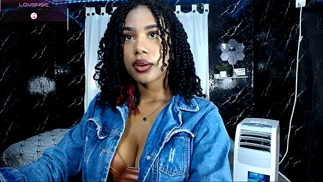 Hillary queen online show from 09-28-25, 12:54