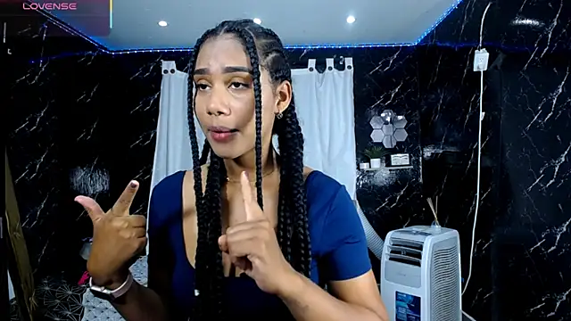 Hillary queen online show from 10-17-25, 12:41