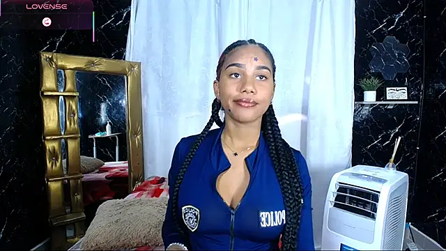 Hillary queen online show from 11-10-25, 06:18