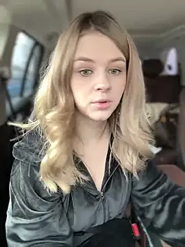 Love Bri online show from 02-23-25, 07:44