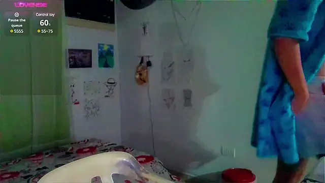 Snapshot of Andy_gray chatting on 03-22-25, 11:32 Andy gray online show from 03-22-25, 11:32