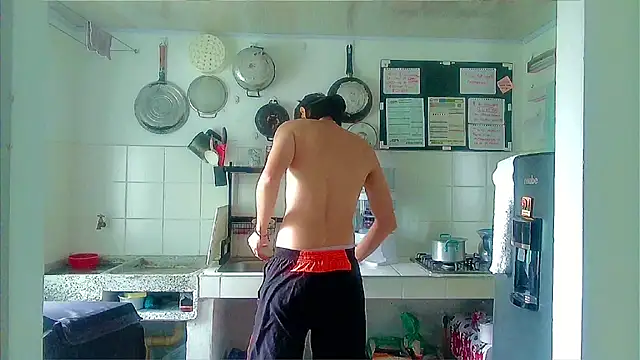 Snapshot of Andy_gray chatting on 09-19-25, 12:28 Andy gray online show from 09-19-25, 12:28