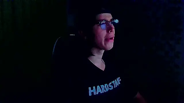 Snapshot of Andy_gray chatting on 09-27-25, 10:53 Andy gray online show from 09-27-25, 10:53