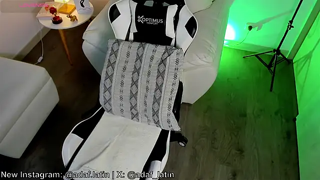 dafboy1 online show from 08-03-26, 01:16