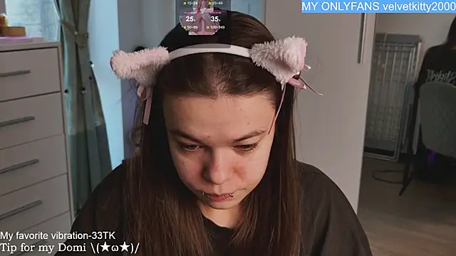 ValBae online show from 02-26-25, 12:03