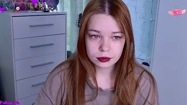 ValBae online show from 04-18-26, 09:46