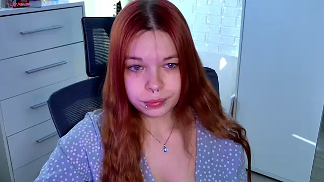 ValBae online show from 06-25-26, 07:24