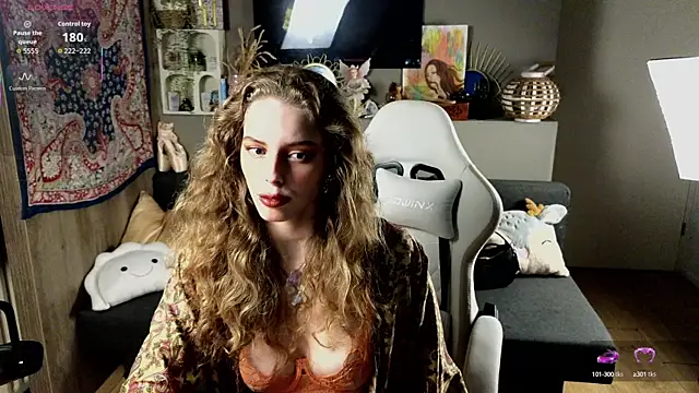 Snapshot of AyreenMoore chatting on 09-22-25, 08:55 AyreenMoore online show from 09-22-25, 08:55