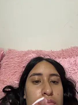 Tinylottie online show from 04-12-26, 08:14