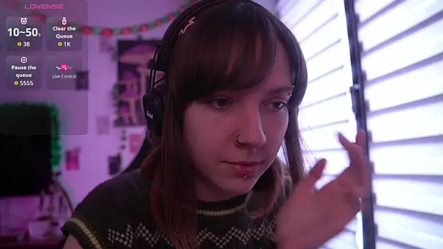 Snapshot of juliapie chatting on 01-11-26, 10:20 juliapie online show from 01-11-26, 10:20