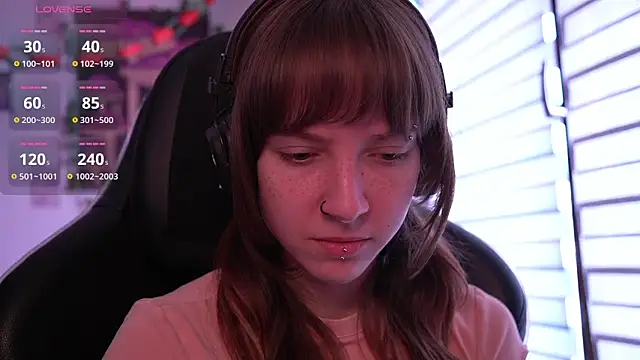 Snapshot of juliapie chatting on 03-04-26, 10:10 juliapie online show from 03-04-26, 10:10