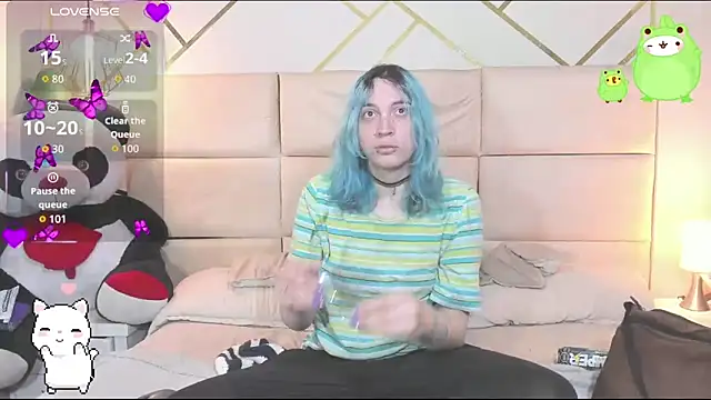 -kisa  online show from 12-16-25, 02:38