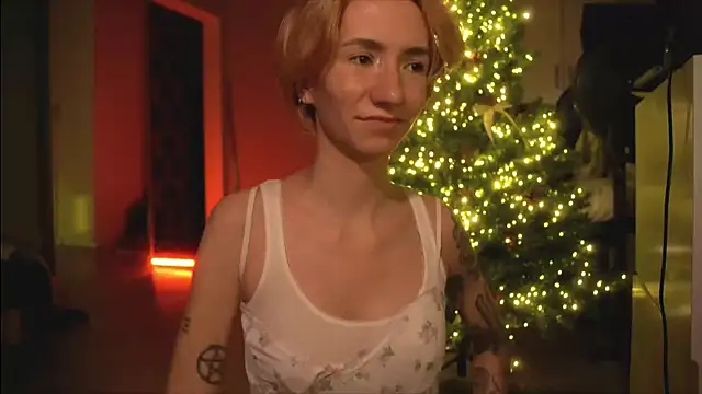 Arianna Richi online show from 12-30-24, 05:48