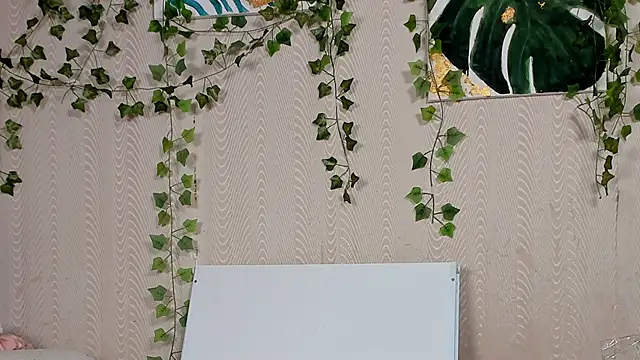 Seductive She Wolf online show from 09-23-25, 05:54