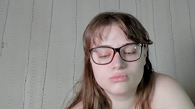 Snapshot of Seductive_She_Wolf chatting on 05-14-26, 03:46 Seductive She Wolf online show from 05-14-26, 03:46