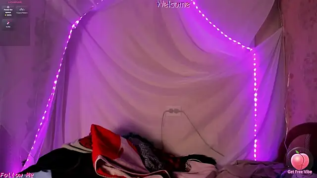 Snapshot of Seductive_She_Wolf chatting on 05-29-26, 02:59 Seductive She Wolf online show from 05-29-26, 02:59