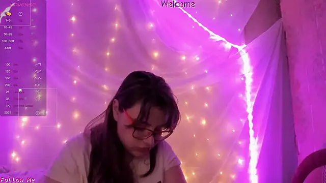 Snapshot of Seductive_She_Wolf chatting on 06-05-26, 04:41 Seductive She Wolf online show from 06-05-26, 04:41