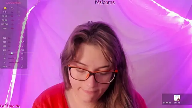 Snapshot of Seductive_She_Wolf chatting on 06-07-26, 07:45 Seductive She Wolf online show from 06-07-26, 07:45