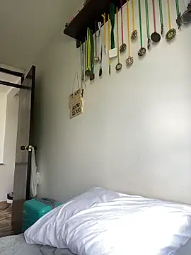 AbyThompson online show from 03-29-26, 07:58