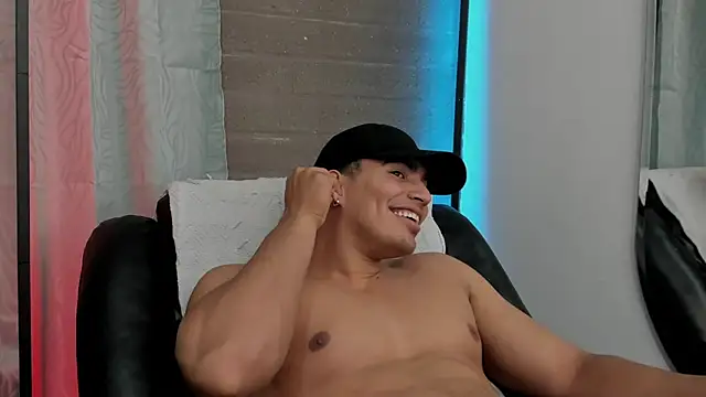 JamesGraay online show from 12-20-25, 08:10