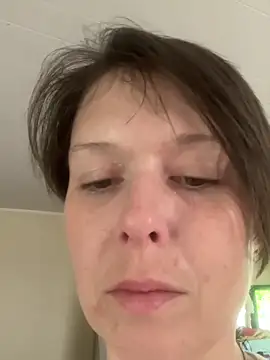 KatieBARBiE98 online show from 04-22-26, 06:09