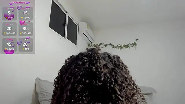 Snapshot of ashley_lemus chatting on 11-06-25, 01:17 ashley lemus online show from 11-06-25, 01:17