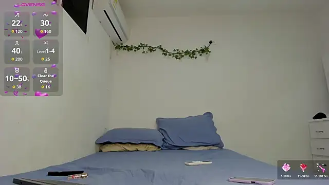 Snapshot of ashley_lemus chatting on 11-21-25, 02:10 ashley lemus online show from 11-21-25, 02:10