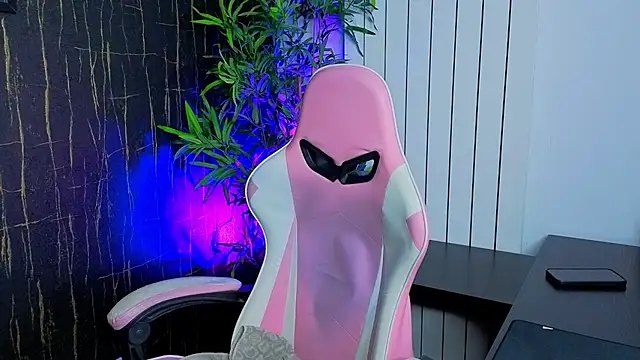 AlyseReuse online show from 10-08-25, 07:11