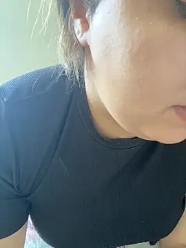 yassminsexy22 online show from 03-28-26, 11:21