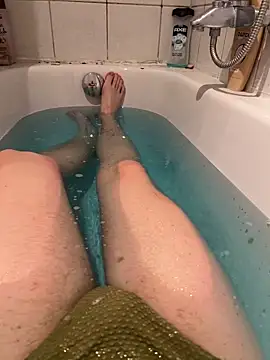 Snapshot of Michaela1222 chatting on 11-06-25, 09:48 Michaela1222 online show from 11-06-25, 09:48