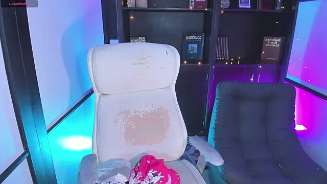 CamilaHarperr  online show from 01-17-25, 04:17