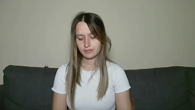 Snapshot of Submissive_love chatting on 03-01-25, 08:10 Submissive love online show from 03-01-25, 08:10