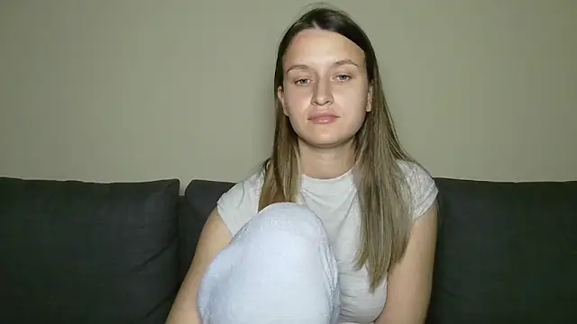 Snapshot of Submissive_love chatting on 03-12-25, 11:22 Submissive love online show from 03-12-25, 11:22