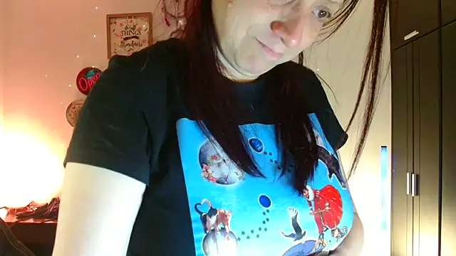 catalinamommyx online show from 04-19-26, 12:54