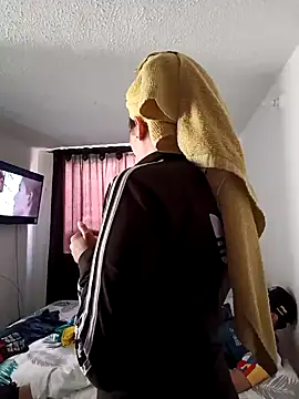 Bonny Klote online show from 01-19-25, 08:19