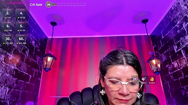 Snapshot of Madame_Jay chatting on 01-05-25, 01:35 Madame Jay online show from 01-05-25, 01:35