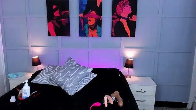 Snapshot of Elizabeth_Santos chatting on 02-07-25, 11:03 Elizabeth Santos online show from 02-07-25, 11:03