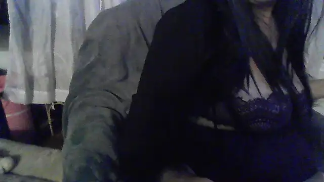 Snapshot of ashylovexoxo chatting on 06-15-26, 04:47 ashylovexoxo online show from 06-15-26, 04:47