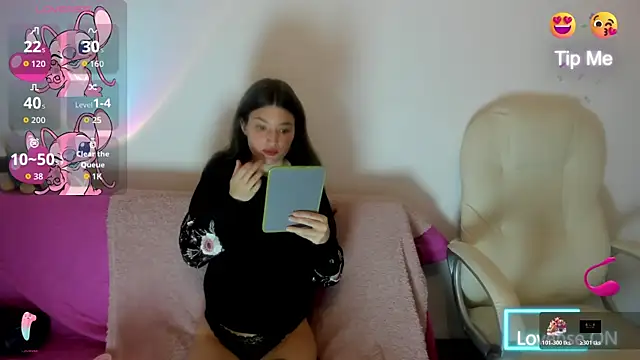 Tesa cute online show from 10-24-25, 01:46