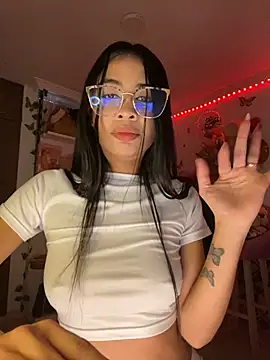 lina pink online show from 02-12-25, 08:07