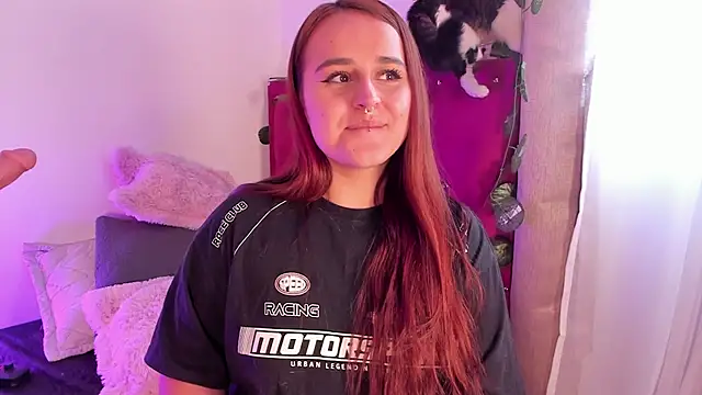 evy orange1 online show from 01-28-25, 08:47