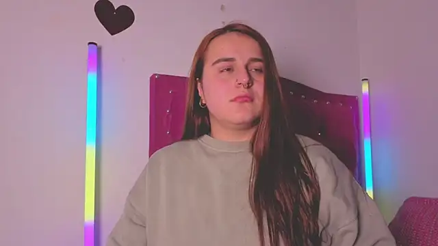 evy orange1 online show from 10-21-25, 12:55