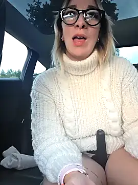 Giuliana baby online show from 10-20-25, 04:29