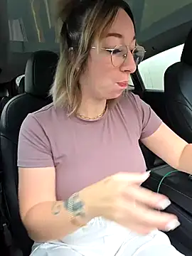 Giuliana baby online show from 11-11-25, 09:31